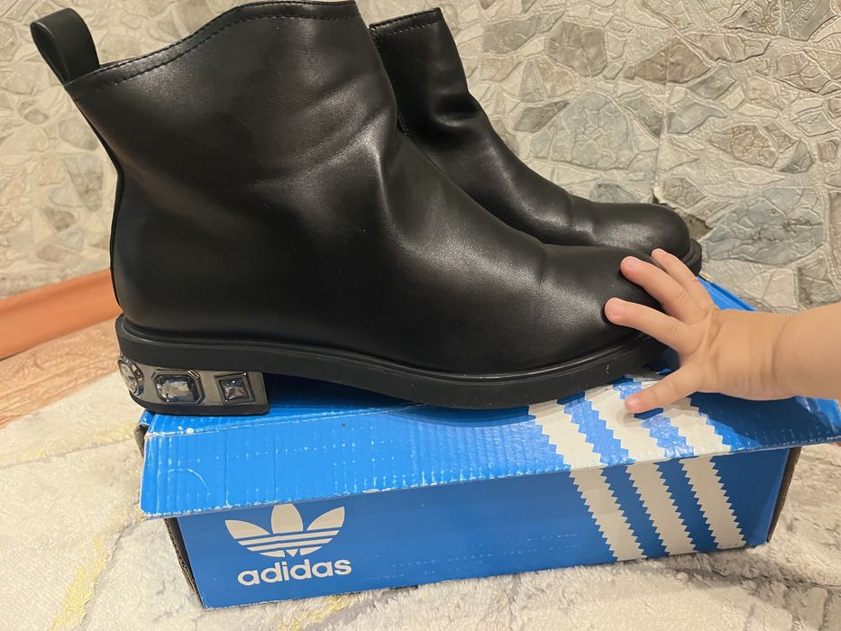 Продам сапоги весна осень