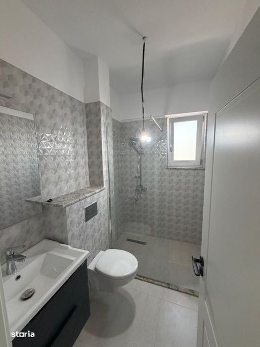 Apartament 3 camere, 92 mp, zona Promenada