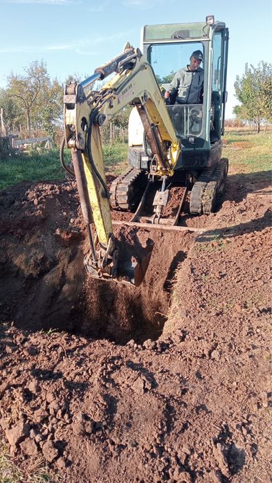 Depozit Agregate Nisip / Concasată / Lucrări Bobcat Excavator Săpături