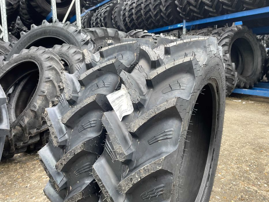 250/85R24 marca OZKA cauciucuri noi radiale pentru tractor fata
