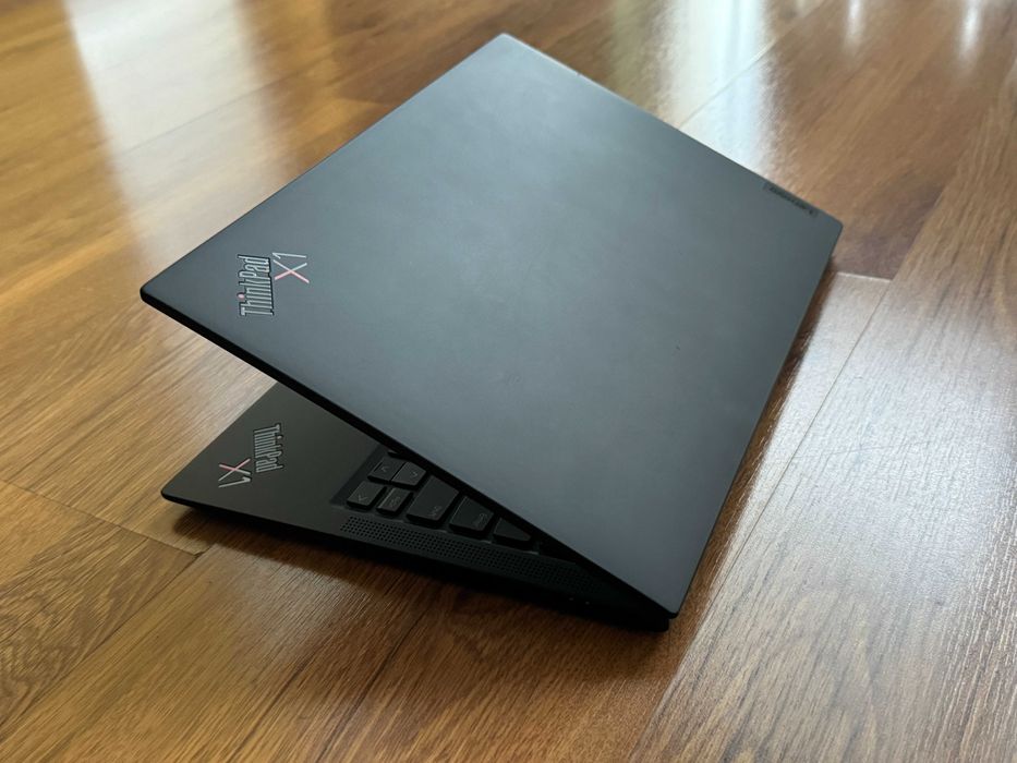 14' Full HD+ Core i7-1165G7 Lenovo ThinkPad X1 Carbon Gen 9 16GB LPDDR4X/512GB NVMe/Win 11/Бат 8ч