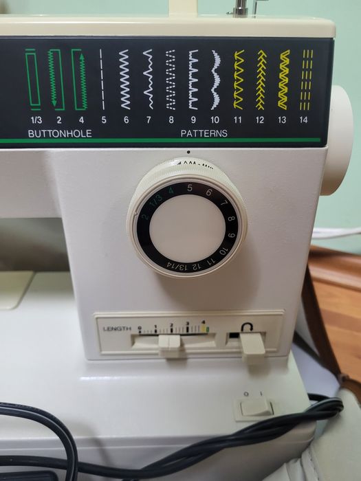 Vand masina de cusut electrica Singer adusă din America
