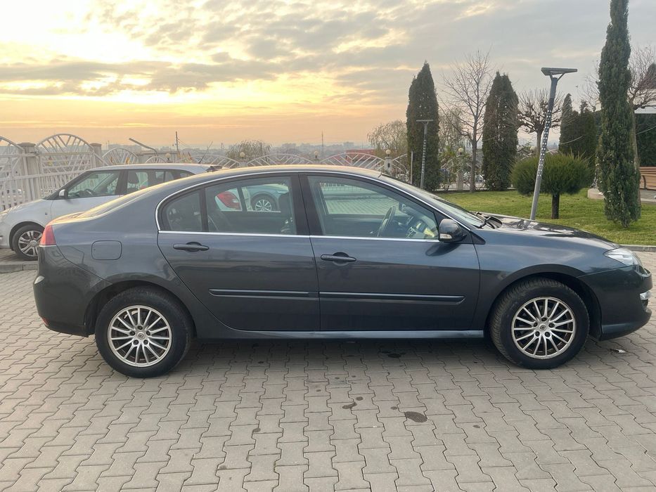 Renault Laguna 3, recent adus