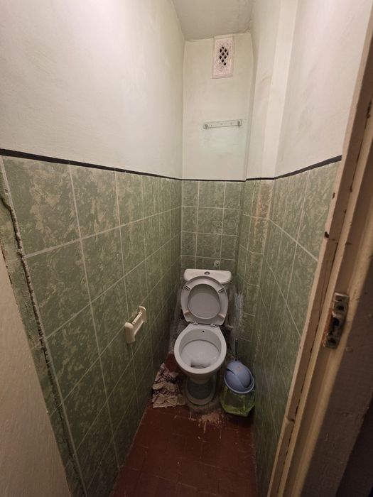 Срочно продается 3 ком.. квар.. Мархабо. 29 школа