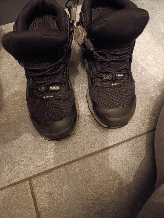 Ghete Adidas baiat