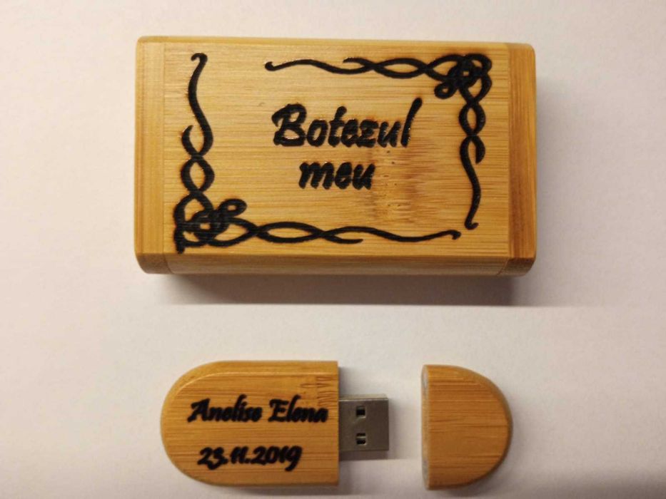 stick USB +cutie lemn cu magnet