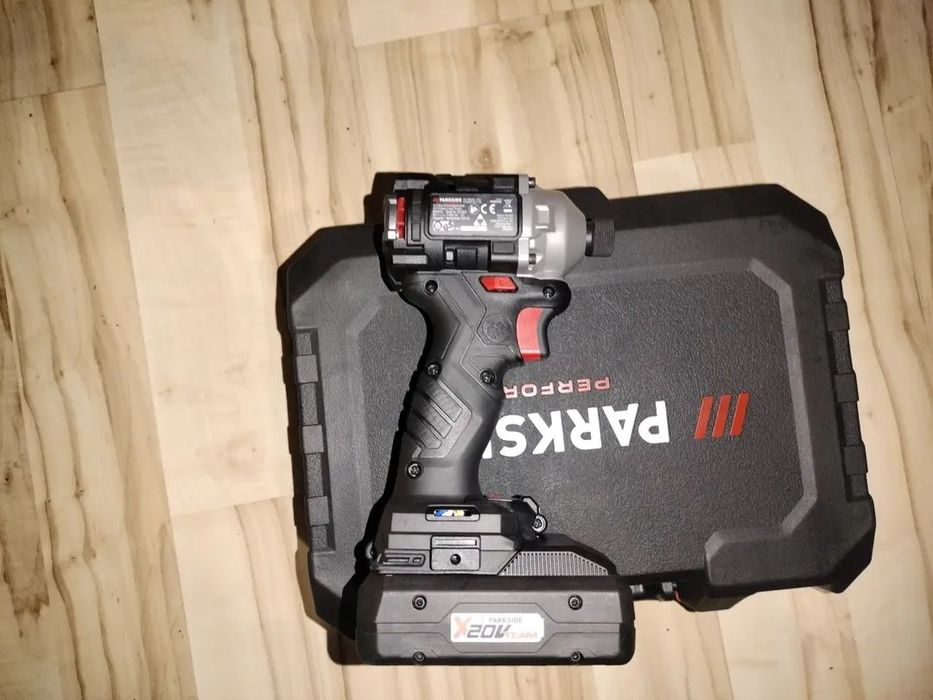 Pistor de desfacut roții de Vânzare