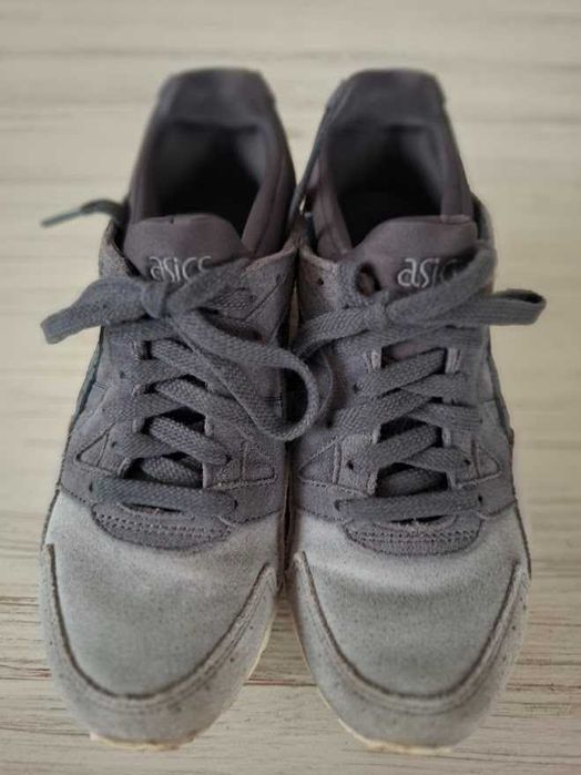 маратонки Asics - номер 36.5