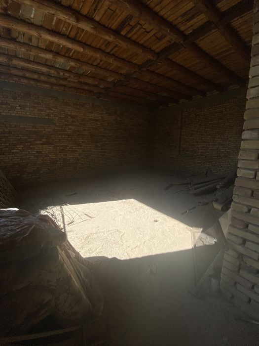 Uy Sotiladi 9.2 sotix Izzada bozorga yaqin