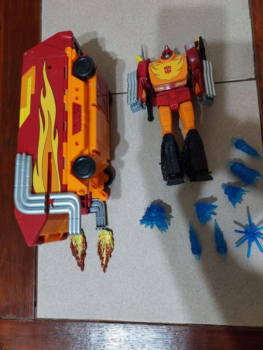 Transformers War for Cybertron Kingdom Rodimus Prime