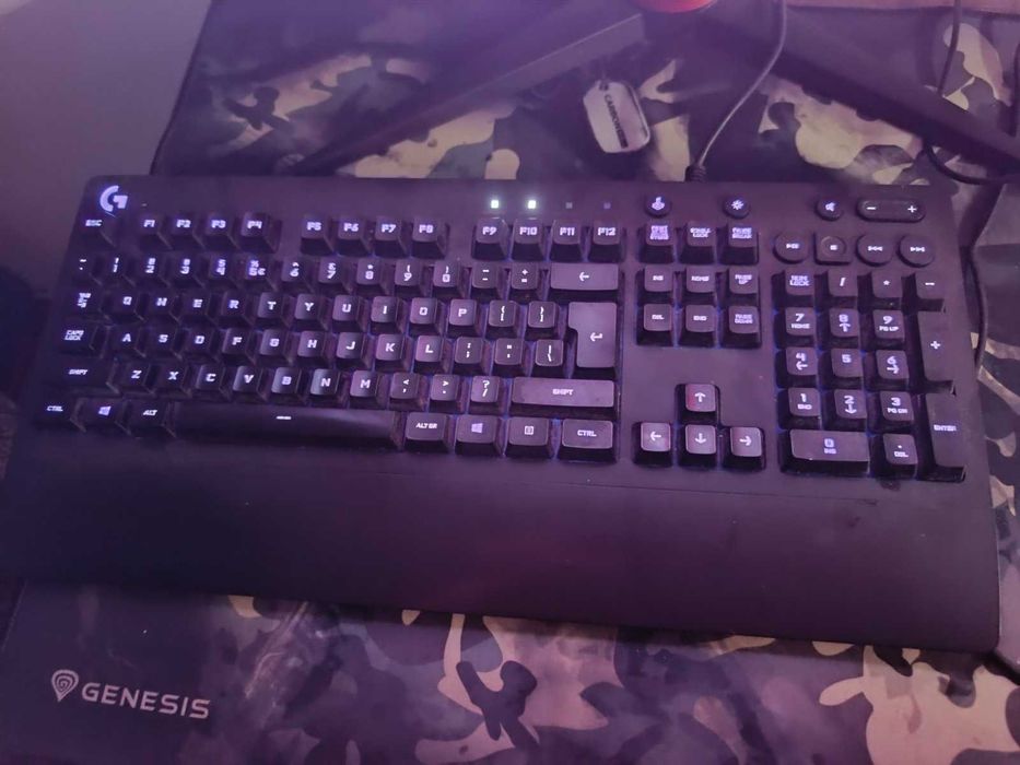 Gaming клавиатура Logitech G213 Prodigy RGB.