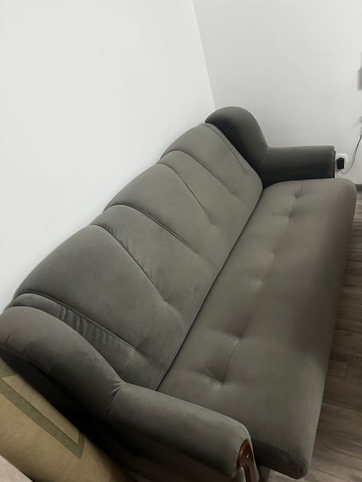 Диван и две кресло кровати