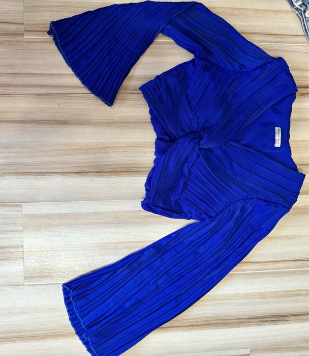 Кроп топ блуза с широки ръкави