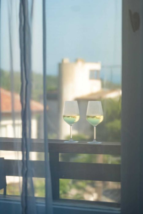 Самостоятелен етаж от къща за лятото