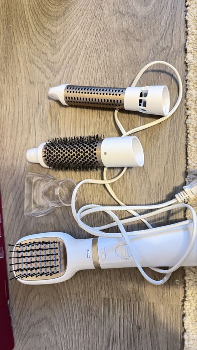 Perie aer cald Philips