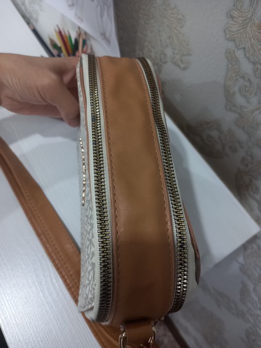 Продам женскую сумку
