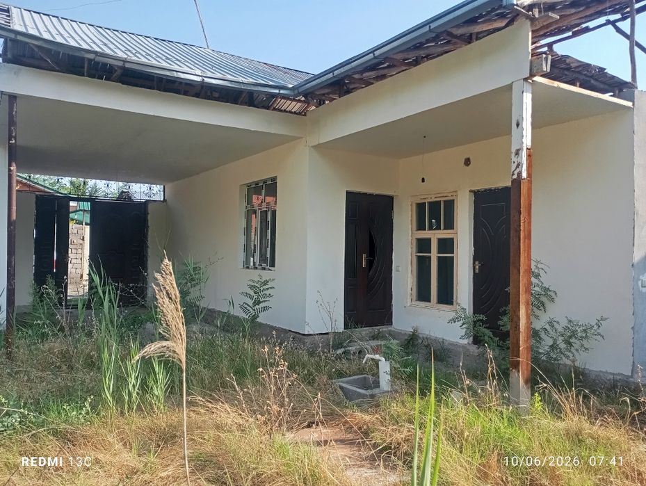 26000$ dacha sotiladi