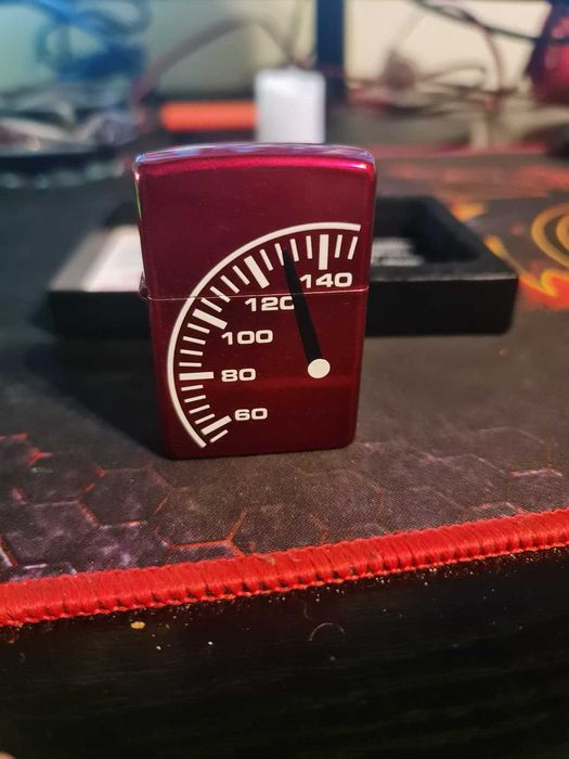 Bricheta ZIppo SPEEDOMETER Candy apple red 24349