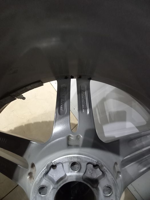 Диски и шины на Мерседес R19