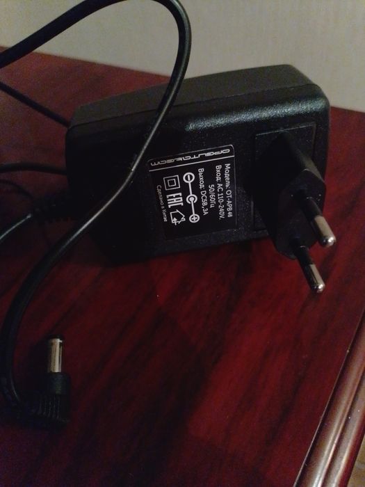 Продам блок питания для ТВ приставок.