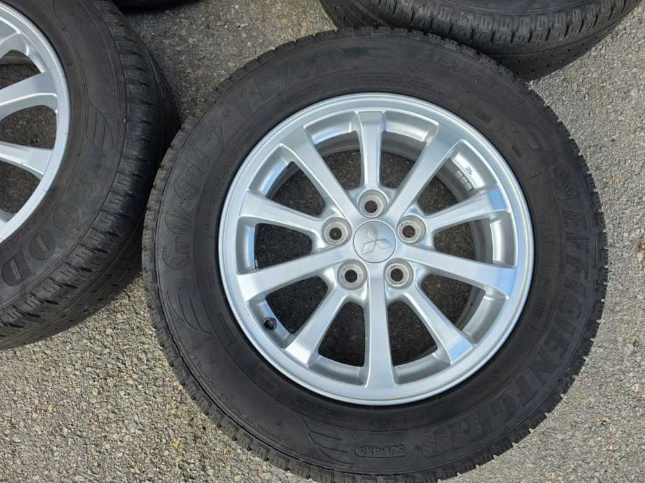 4 бр. Гуми 215/65 R16 с алуминиеви джанти 5x114.3 Mitsubishi Kia Honda Hyundai Toyota