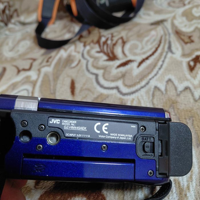 Продам видеокамеру JVC  .ful.HD