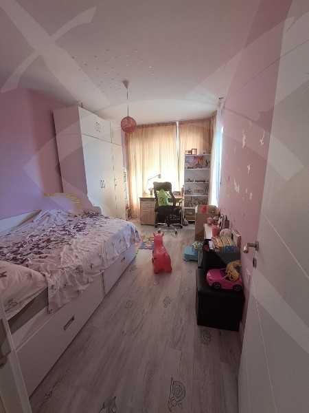 Продава се Тристаен апартамент в Пловдив, Южен - 104 кв.м за 1924 €/кв.м - Снимка #7