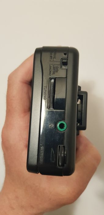 Walkman Sony WM-F2015 Radio cassette player