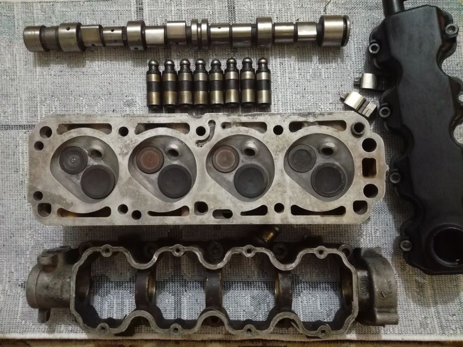 Головка Нексия 1,5л-8,кл хороший состояние