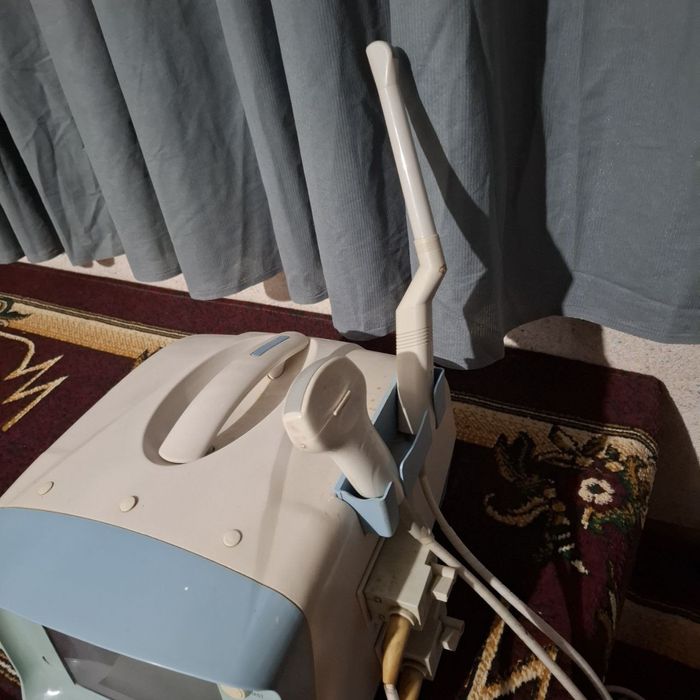 Ultratovush tekshiruvi aparati UZI I