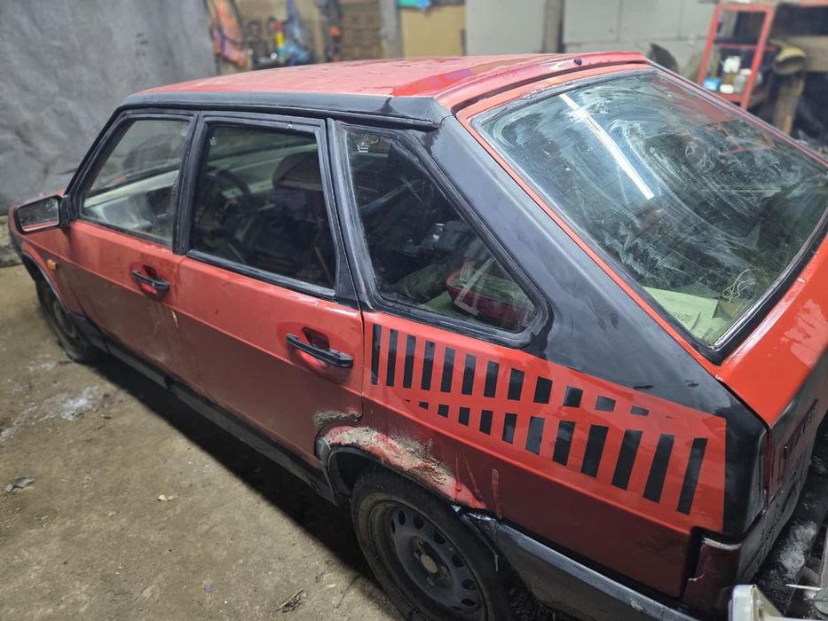 Продам ваз 2109.