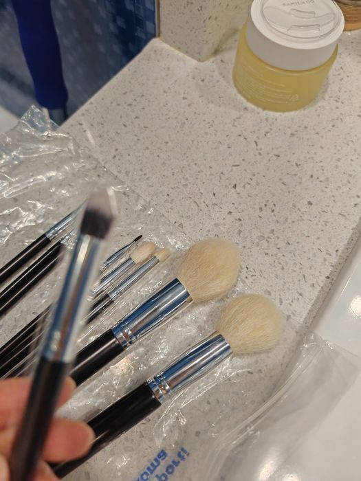 Кисти для макияжа