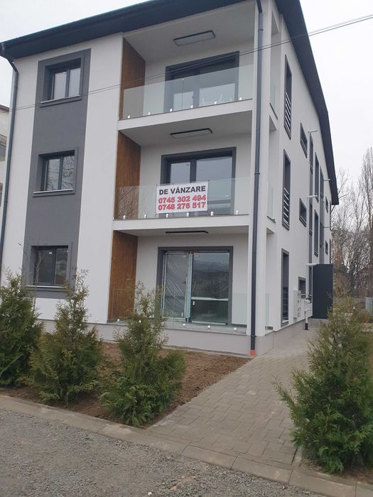 Apartamente de vânzare