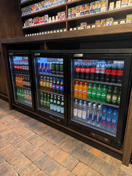 Vitrina frigorifica minibar MOD150, 60x54x84 cm, LED, racire ventilata