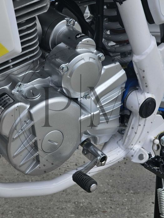 Кросов мотор 250кубика UpBeat. Същия като Husqvarna 250cc. Нов в кашон