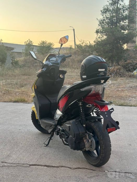 Skuter  ITALIA R2