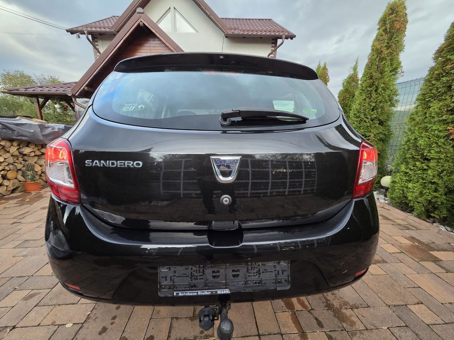 Vand dacia sandero 0.9 benzină