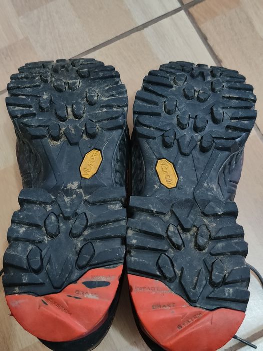La Sportiva Spire GTX 42 pt barbati