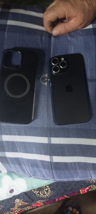 Продам Apple 16-про-мах-256-гб-1-сим+е-сим-цкль120-ёмкость-100-процент