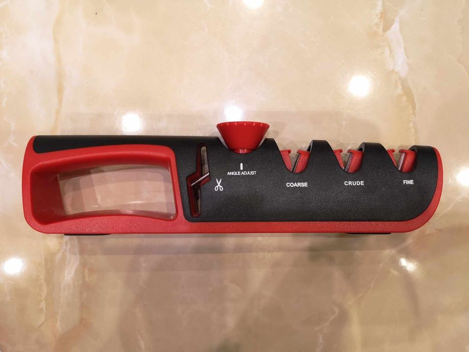 Професионално точило с регулиране на ъгъл