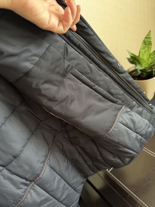 Мужская зимняя куртка, очень теплая.