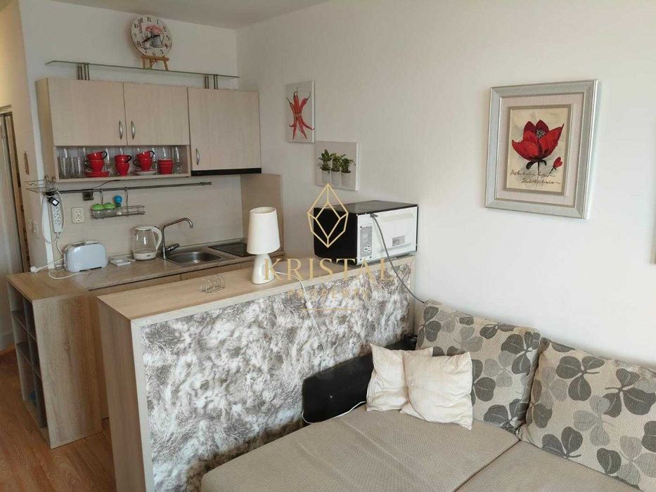 Продава се Тристаен апартамент в к.к. Слънчев бряг - 59 кв.м за 1390 €/кв.м - Снимка #1