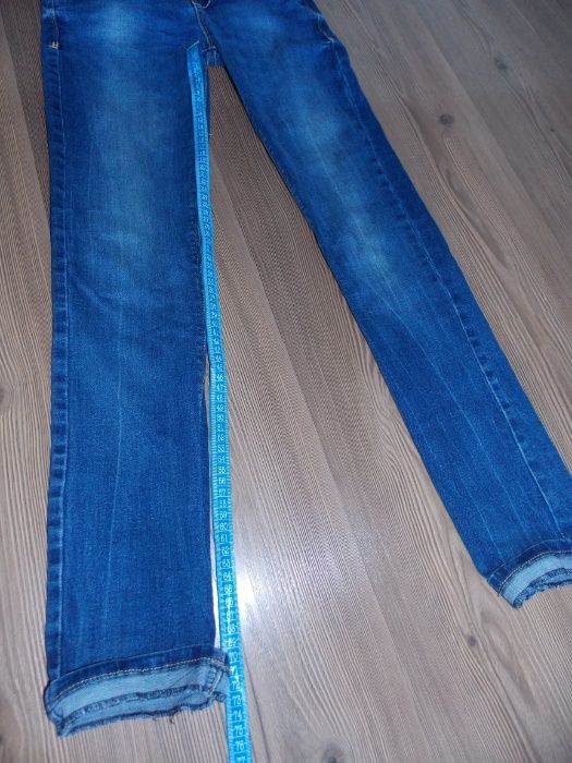 2 чифта дънки - 10лв