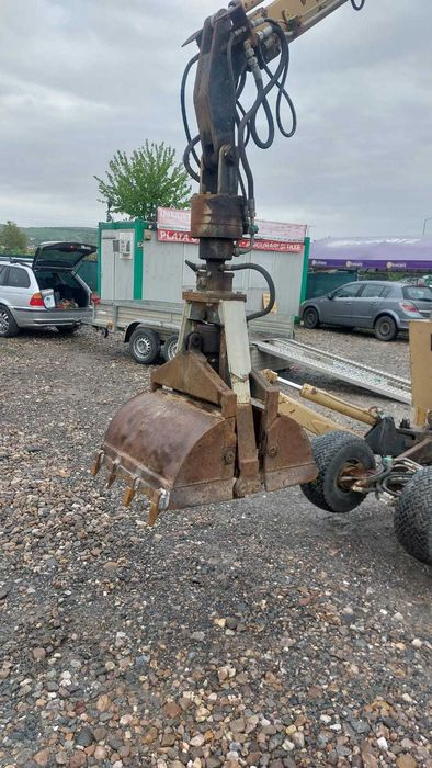 Vand excavator Boki 2550 spider