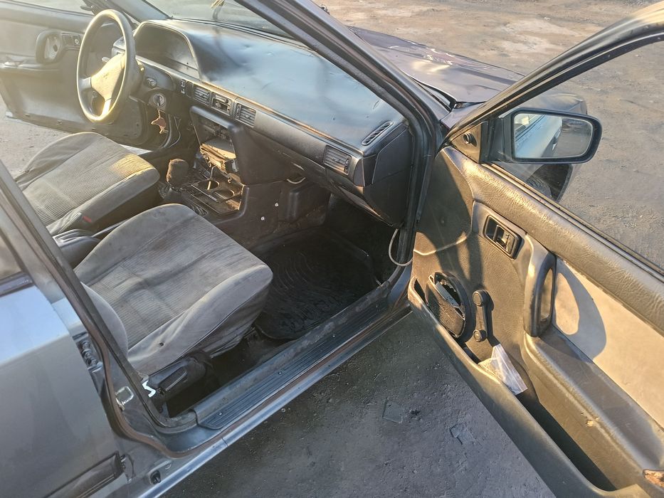 Мазда 323 на ходу