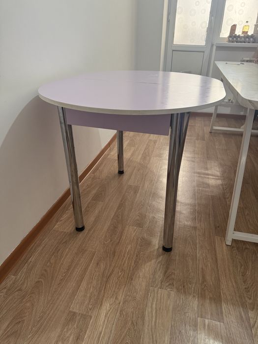 Кухонный стол, 1,5м