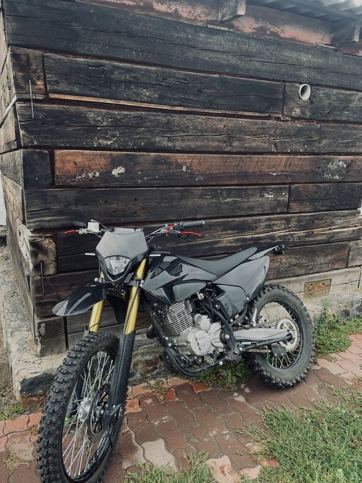 Продам мотоцикл besuda 300