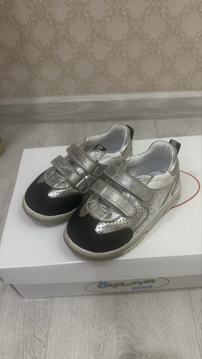 Кроссовки    Bebetom.