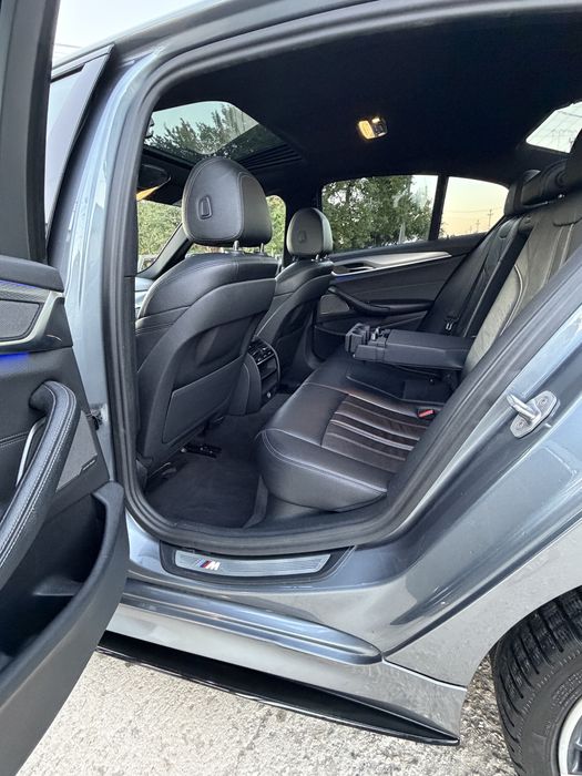 BMW Seria 5 G30 M Sport  2018  2.0 Diesel Automată  Trapă