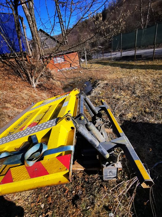 Lift oblon hidraulic zepro universal  maxim 1500kg